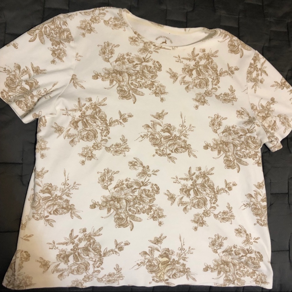 White stag tee
